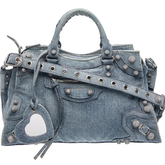 Balenciaga
Denim Neo Cagole City - Picture 2 of 9